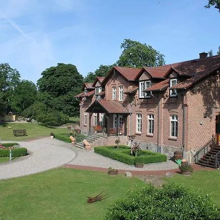 Gut Am - Ferienhaeuser 度假居 *